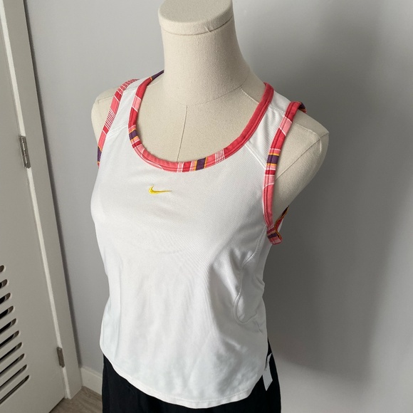 Nike White Tank Top - Picture 3 of 5